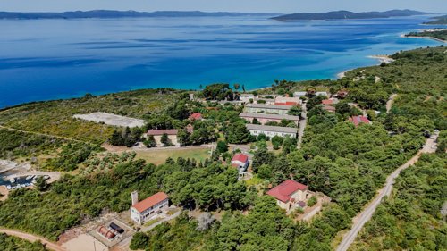 Fotografija Psihijatrijske bolnice Ugljan