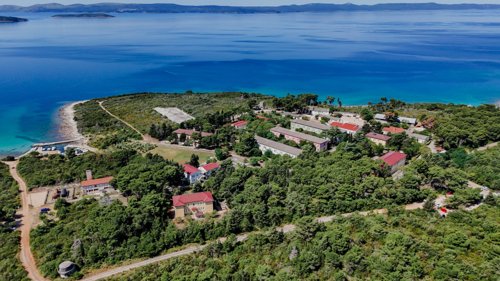 Fotografija Psihijatrijske bolnice Ugljan